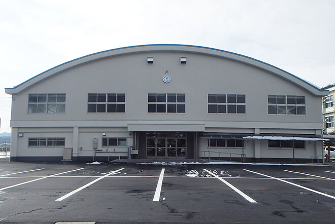 >真庭高校落合校地体育館