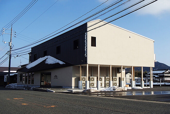 TRATTORIA ケナル