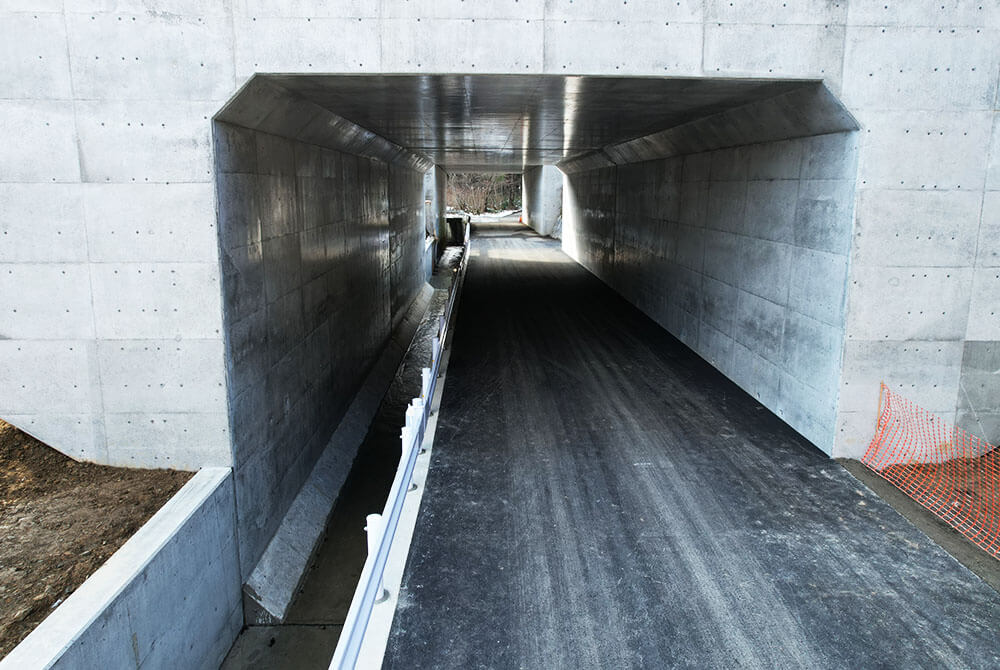 米子自動車道 三平山トンネル工事用道路工事